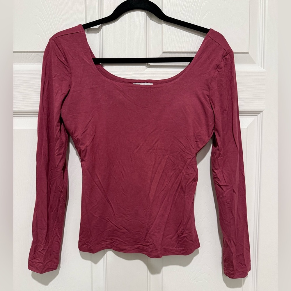 White Birch Mauve Built in Bra Long Sleeve Top